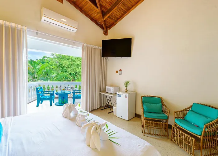 Mar Rey Hotel 2*